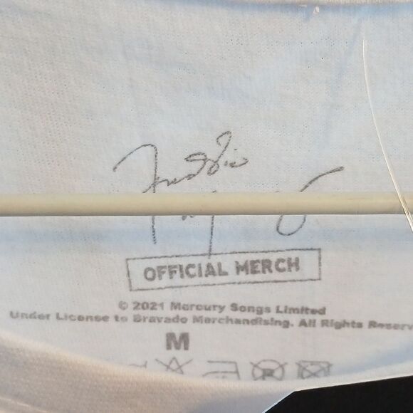 Freddie Mercury  - Picture 3 of 4